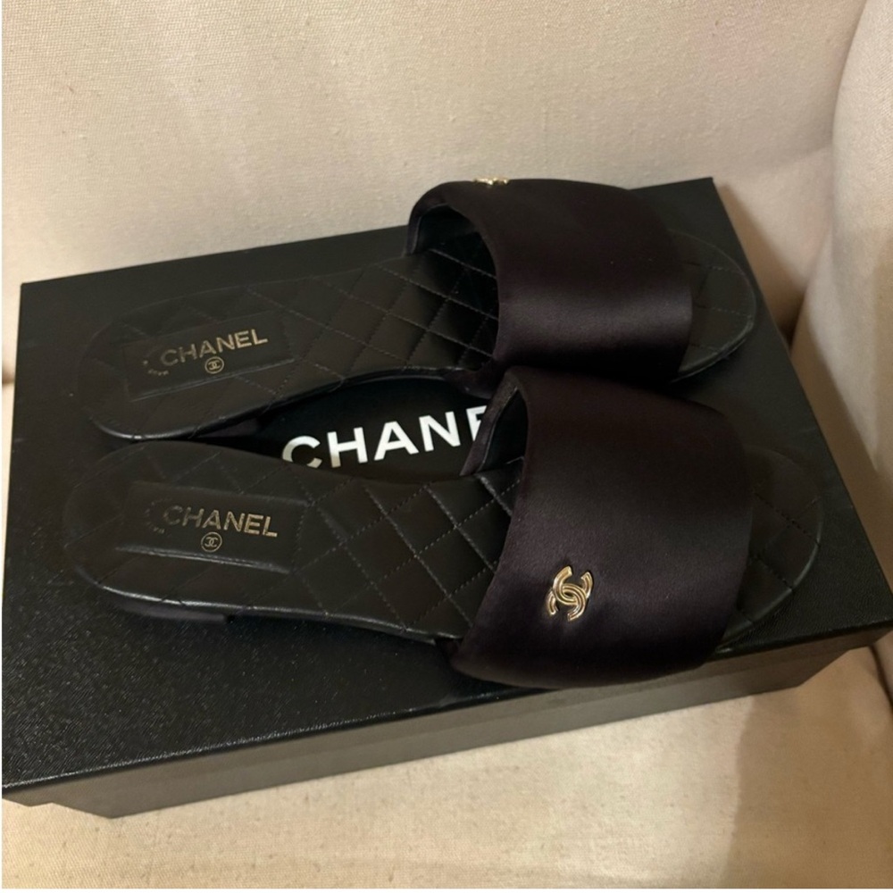 Chanel black sandals 8-9.5 - Picture 2 of 9